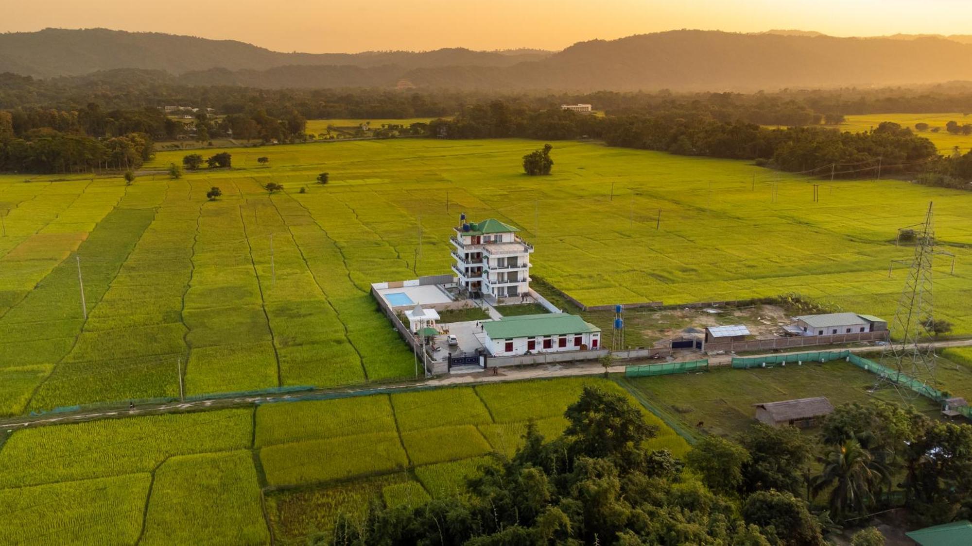 Hotel The Kaziranga Address Exterior foto