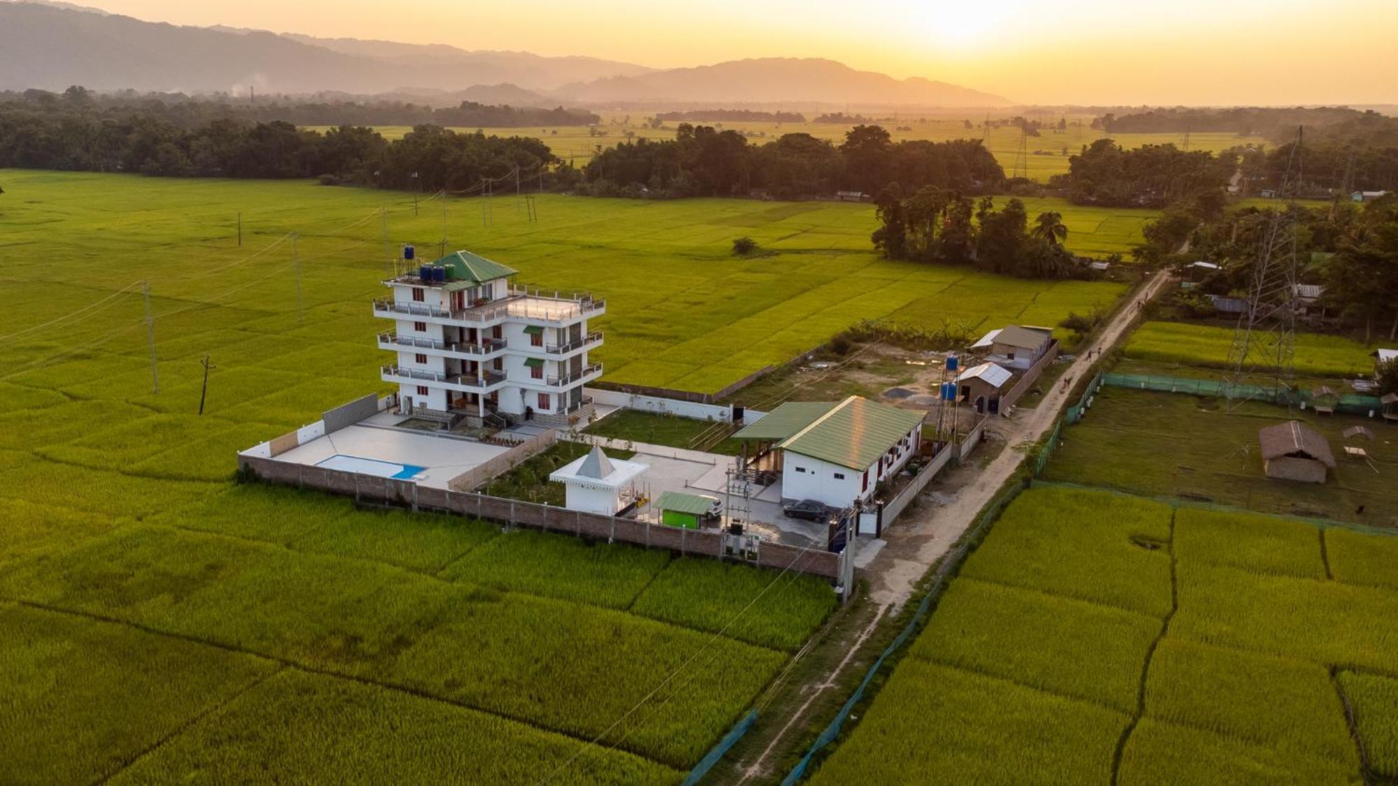 Hotel The Kaziranga Address Exterior foto